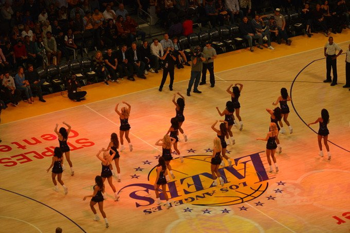 他一方面以 他一方面以