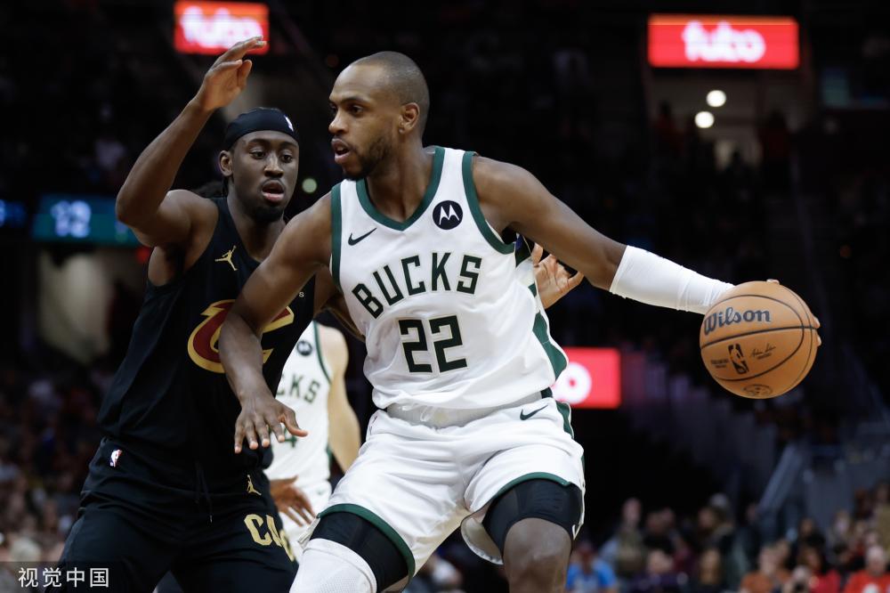 幕后英雄更 幕后英雄更