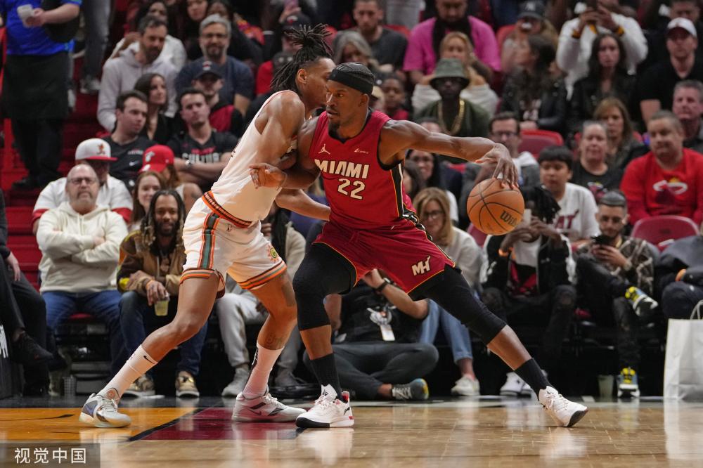 样有深刻共 样有深刻共